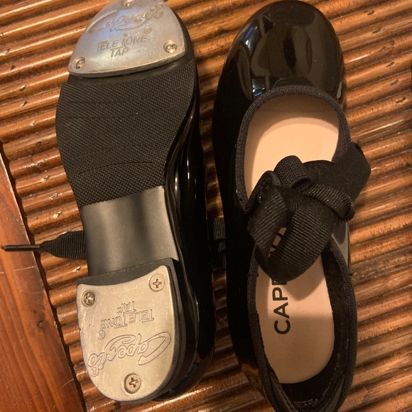 Capezio Tap Shoes Size 12 - Picture 1 of 6